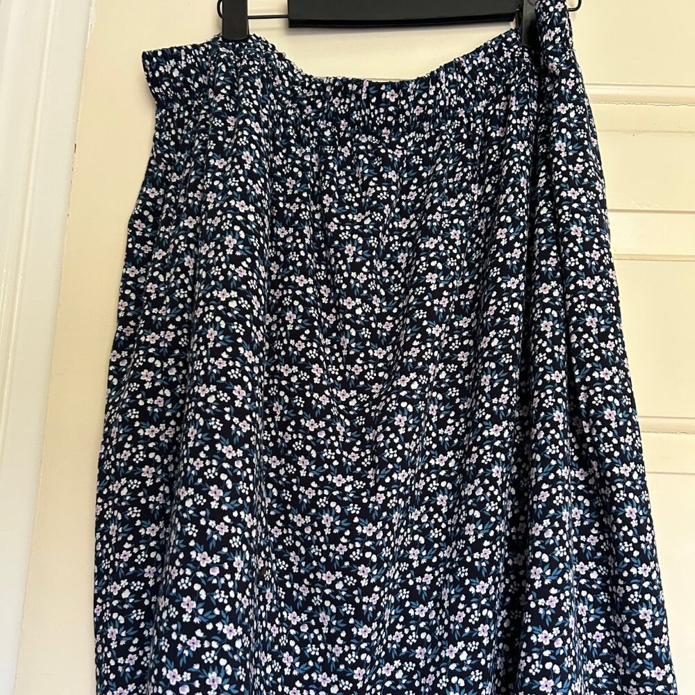 Elegantees Hadley Floral Midi Skirt Navy Lilac Size L NWOT